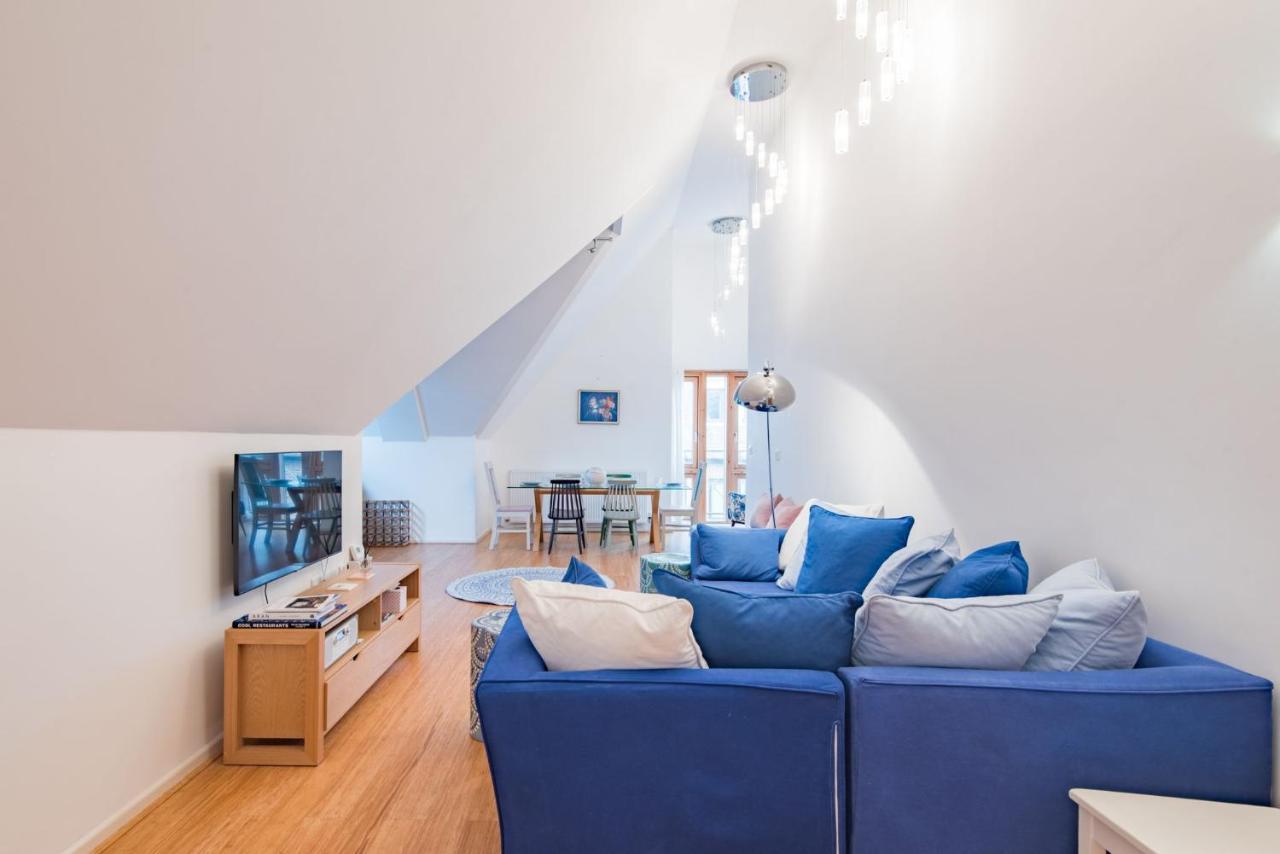 The Loft At Emperor Court By Bloom Stays Canterbury Dış mekan fotoğraf